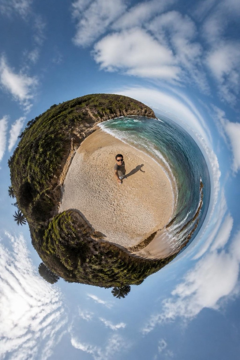 Tiny Planet — Fisheye AI filter