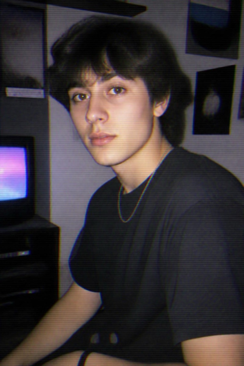 VHS — Retro AI filter